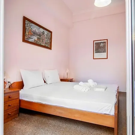 Vintage Charm Near Centre * Candia